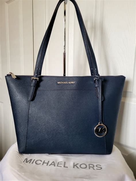 Michael Kors Ciara Top Zip Tote (CEMENT) 